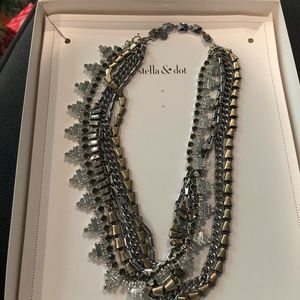 Stella & Dot Sutton Necklace